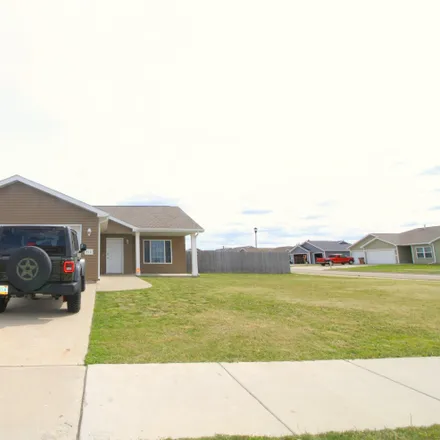 Buy this 2 bed house on 31st Avenue in Minot, ND 58701