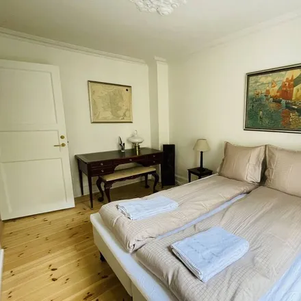 Rent this 2 bed apartment on 1357 København K