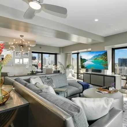 Buy this 1 bed condo on Harbor Club in Martin Luther King Jr. Promenade, San Diego