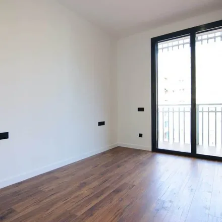 Image 3 - Carrer de Sardenya, 549, 08024 Barcelona, Spain - Apartment for rent