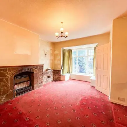 Image 2 - View Street, Almondbury, HD5 8BE, United Kingdom - Townhouse for sale