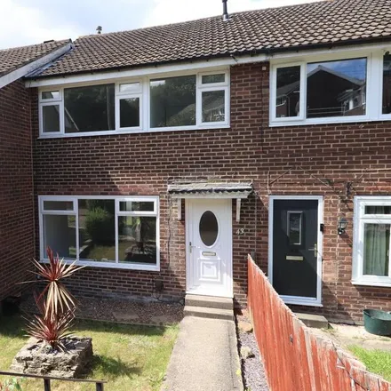 Rent this 3 bed townhouse on Ramshead Crescent in Leeds, LS14 1PE