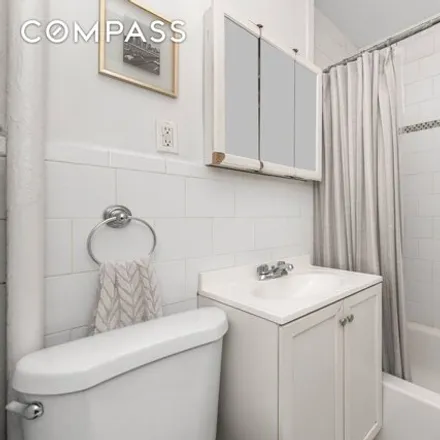 Image 7 - 211 East 88th Street, New York, NY 10128, USA - Apartment for sale