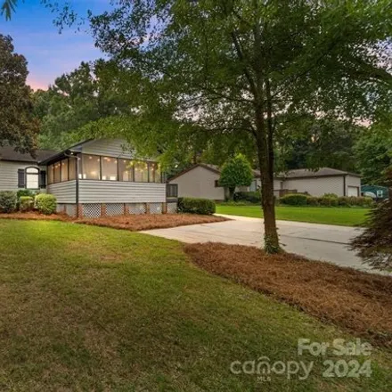 Image 1 - 21326 Sandy Cove Rd, Cornelius, North Carolina, 28031 - House for sale