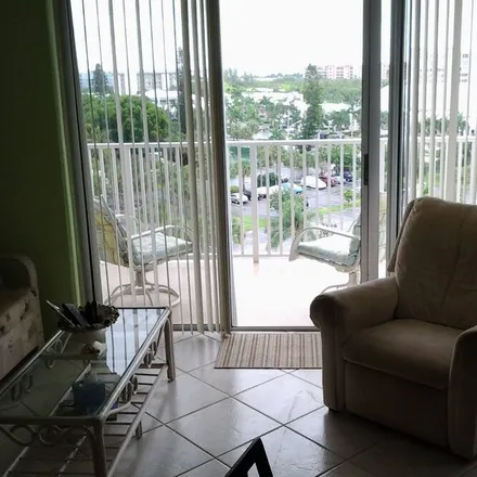 Image 7 - Fort Myers Beach, FL, 33931 - Condo for rent
