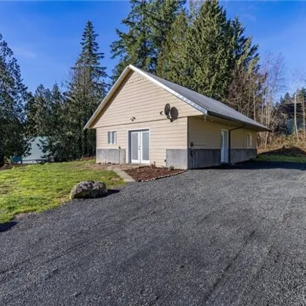 Buy this 2 bed house on 212 East Lynwood Drive in Mason County, WA 98584