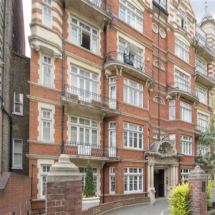 Rent this 2 bed apartment on Alexandra Court in 63 Maida Vale, London