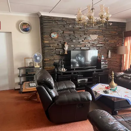 Rent this 3 bed apartment on 77 Jim Fouche Street in Gardenia Park, Bloemfontein