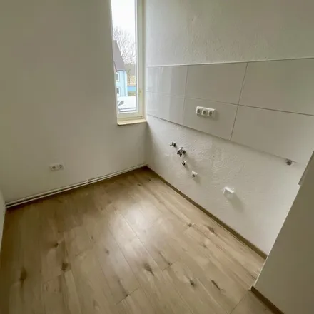 Rent this 3 bed apartment on Preußenstraße 59 in 26388 Wilhelmshaven, Germany