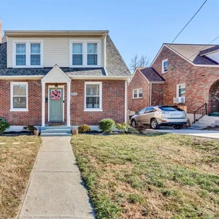 Buy this 3 bed house on 3286 Forest Hill Avenue Northwest in Roanoke, VA 24012