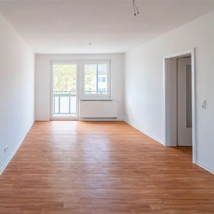 Rent this 4 bed apartment on Yorckstraße 79 in 09130 Chemnitz, Germany