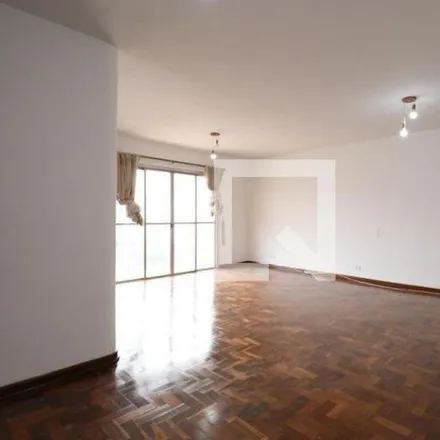 Rent this 3 bed apartment on Condomínio Villa Venezzia e Villa Valmarana in Rua Duílio 199, Vila Romana