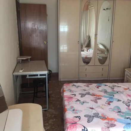 Rent this 1 bed apartment on Subministraments Vimor in Carrer del Mariscal Cabanes, 08913 Badalona