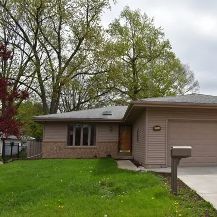 Buy this 3 bed house on 1004 South Adelaide Street in Normal, IL 61761