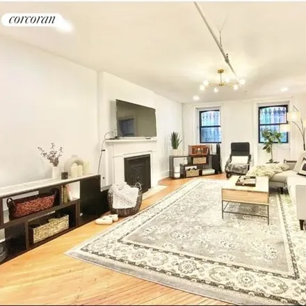 Image 3 - 139 Gates Avenue, New York, NY 11238, USA - Townhouse for rent