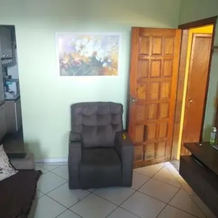 Buy this 3 bed house on Rua Mário Luiz Figueroa in Cumbica, Guarulhos - SP