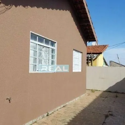 Buy this 2 bed house on Rua Ermelinda Lopes Vieira in Paulínia - SP, 13145-335
