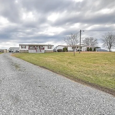 Buy this studio apartment on 263 Christian Bend Road in Mole, Hawkins County
