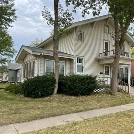 Buy this 2 bed house on 209 South Fairlamb Street in Rock Rapids, IA 51246