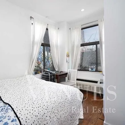 Image 4 - 230 East 124th Street, New York, NY 10035, USA - Condo for rent