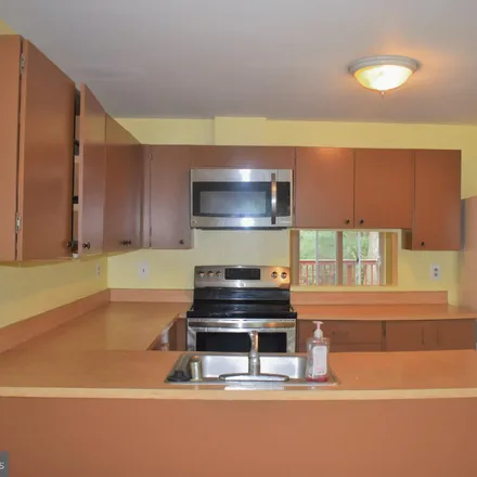 Image 3 - 8923 Skyrock Court, Columbia, MD 21046, USA - Townhouse for rent