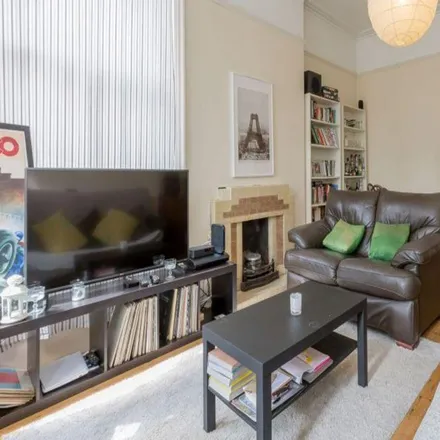 Image 1 - Linden Mansions, Hornsey Lane, London, N6 5LZ, United Kingdom - Apartment for rent