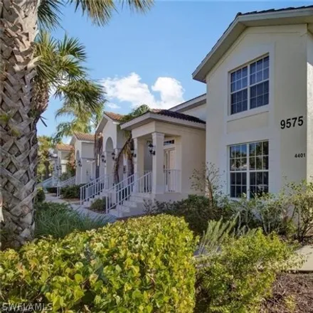 Buy this 2 bed condo on 9577 Hemingway Lane in Arborwood, Fort Myers
