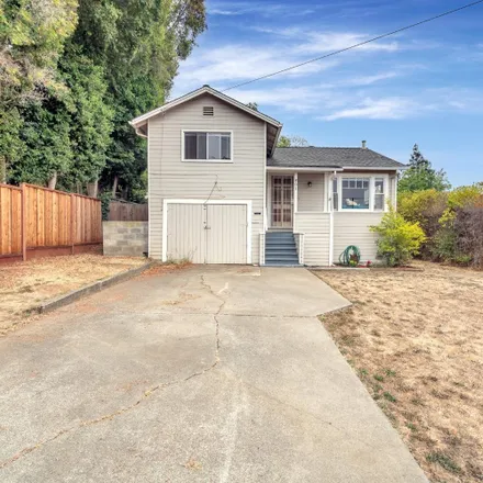 Buy this 2 bed house on 401 Washington Street in Vallejo, CA 94590