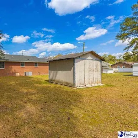 Image 9 - 205 East Reaves Avenue, Dillon, SC 29536, USA - House for sale