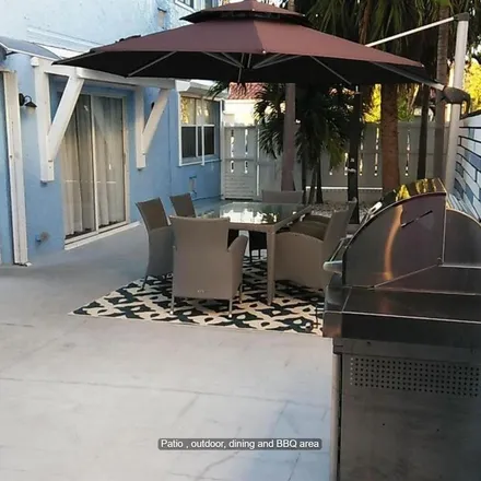 Rent this 1 bed apartment on Depto Hollywood in 319 # 5 Georgia Street, Hollywood