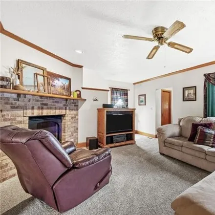 Image 3 - 215 East 8th Street, Tipton, IA 52772, USA - House for sale