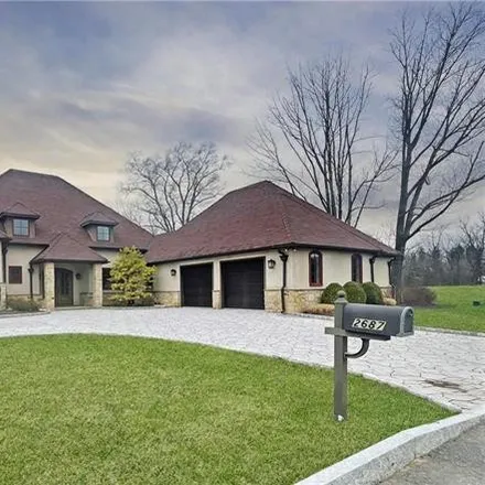Buy this 5 bed house on 1998 Saucon Lane in Wydnor, Lower Saucon Township