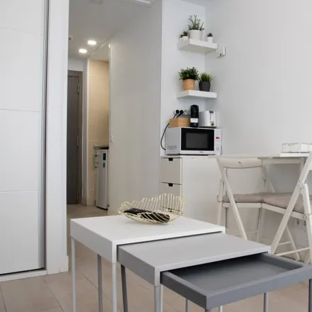 Image 6 - Recoletos, Paseo de Recoletos, 28001 Madrid, Spain - Apartment for rent