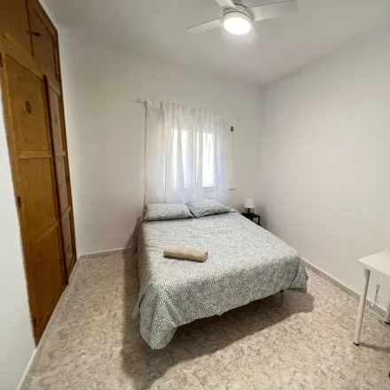 Rent this 2 bed room on Calle de Sierra Carbonera in 84, 28053 Madrid