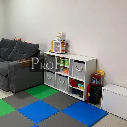 Buy this 2 bed apartment on Centro Poliesportivo Professora Ivete Zambom João in Rua Santo André, Boa Vista