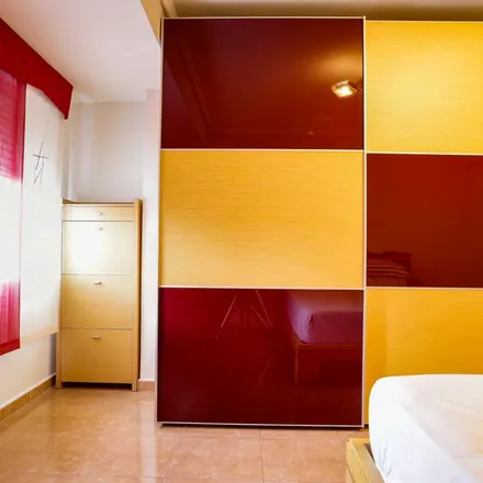 Rent this 4 bed apartment on Carrer del Marí Blas de Lezo in 24, 46011 Valencia