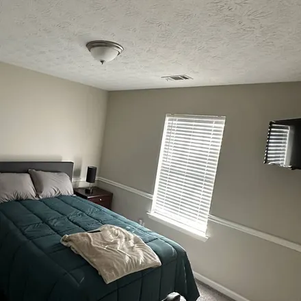 Rent this 3 bed house on Jonesboro
