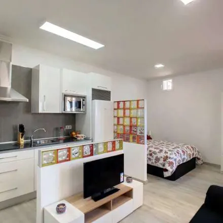 Rent this 1 bed apartment on Madrid in Calle de San Cosme y San Damián, 5