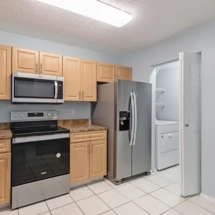 Image 4 - 11237 Eagle Nest Drive, Coral Springs, FL 33071, USA - Condo for rent