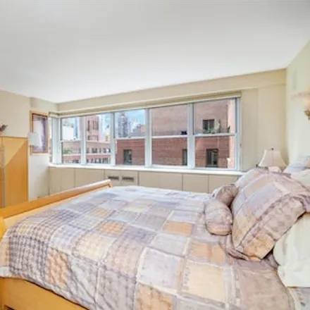 Image 7 - 1175 YORK AVENUE 15LM in New York - Apartment for sale