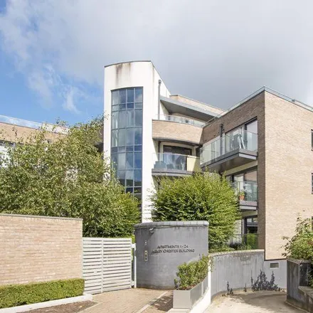 Rent this 2 bed apartment on Oasis Academy Putney in 184 Lower Richmond Road, London