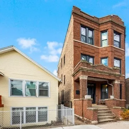 Rent this 3 bed house on 3338 South Emerald Avenue in Chicago, IL 60609