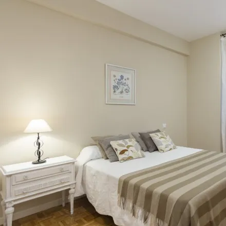 Rent this 5 bed room on Madrid in Calle de Manuel Ferrero, 7