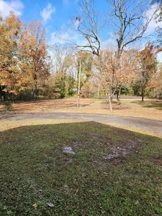 Image 8 - Star City Animal Hospital, South Jefferson Street, Star City, AR 71667, USA - House for sale