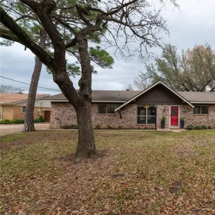 Rent this 3 bed house on 2170 Ridge Lane in Grapevine, TX 76051