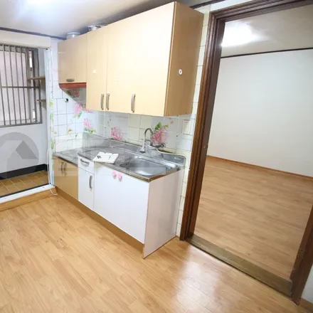Rent this 2 bed apartment on 서울특별시 강남구 논현동 167-21