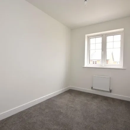 Image 2 - Cabinhill Road, Nuneaton and Bedworth, CV10 9RF, United Kingdom - Apartment for rent