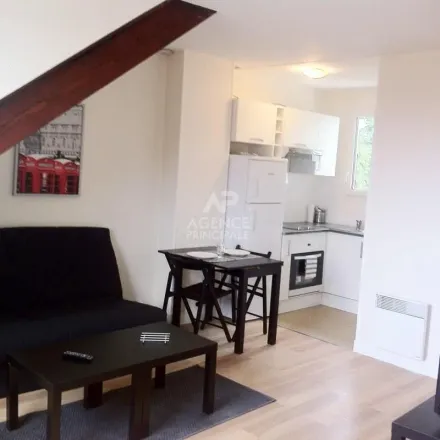 Rent this 1 bed apartment on 8 Place Hoche in 78000 Versailles, France