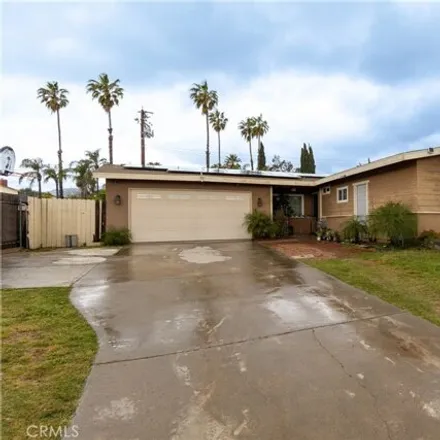 Buy this 3 bed house on 26171 Pumalo Street in West Highlands, San Bernardino County