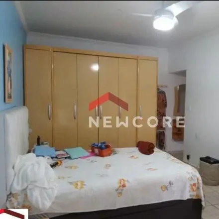 Buy this 3 bed house on Rua Iris in Gopoúva, Guarulhos - SP